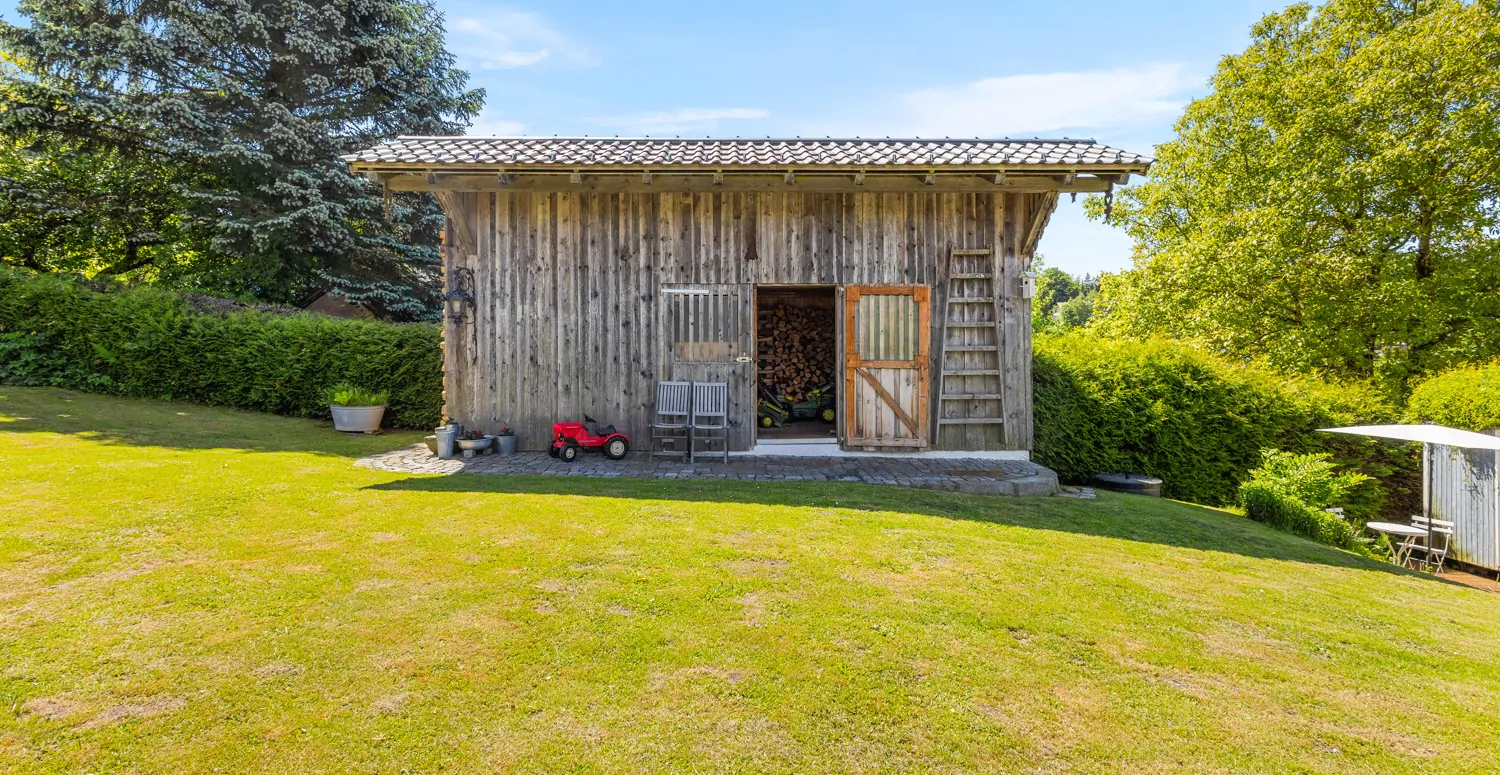 Traumhafter Ausblick und Ruhe gesucht? Könnte passen!