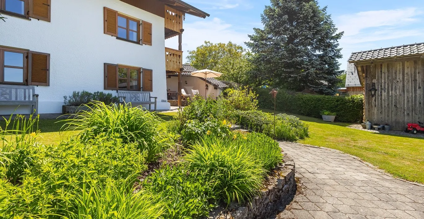 Traumhafter Ausblick und Ruhe gesucht? Könnte passen!