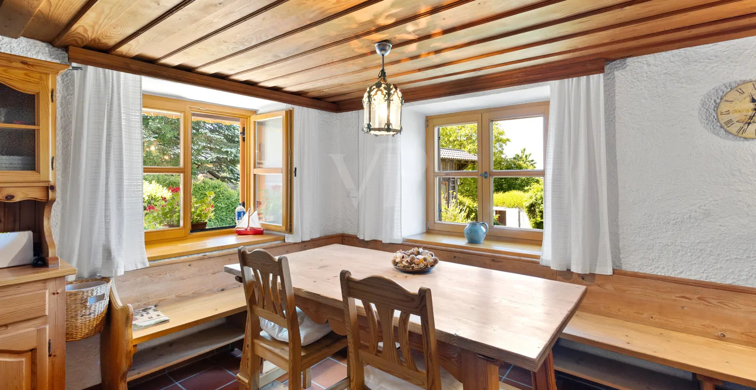 Traumhafter Ausblick und Ruhe gesucht? Könnte passen!