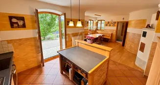 von_poll_real_estate_property_25129016_image_12