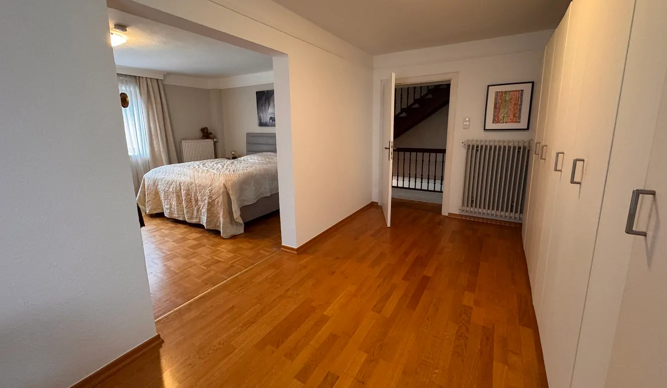 Wohn- und Geschäftshaus in zentraler Lage ** ca. 930 € / m² Wohn-/Gewerbe-/Nutzfläche