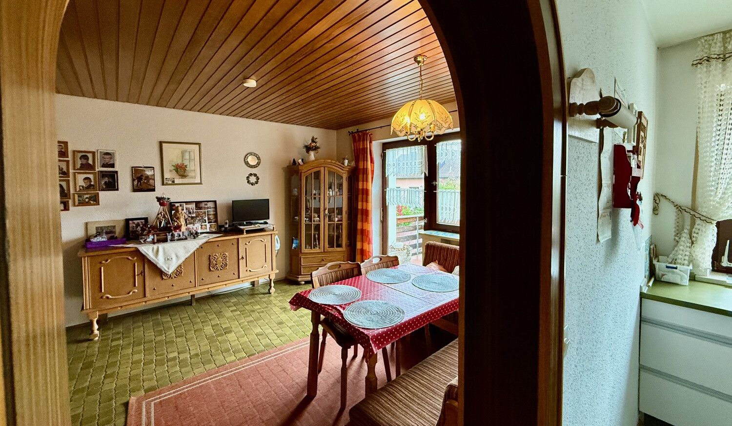 Durchgang Esszimmer