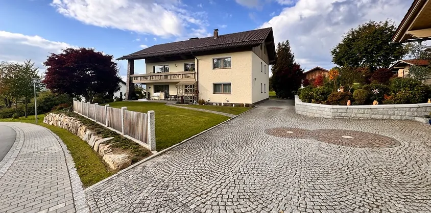 von Poll Immobilien GmbH