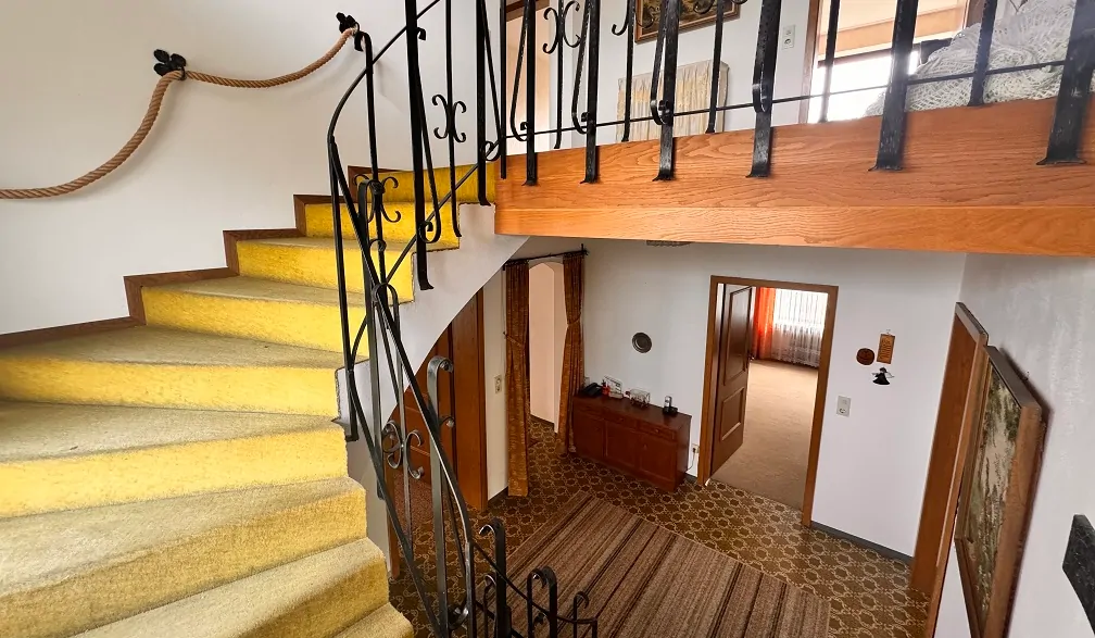 Einfamilienhaus mit Keller in ruhiger Lage