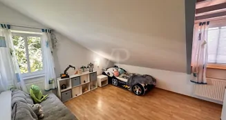 von_poll_real_estate_property_25129019_image_12