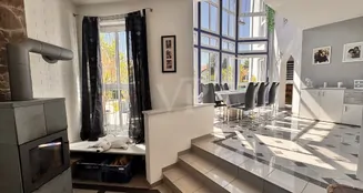 von_poll_real_estate_property_25129019_image_5