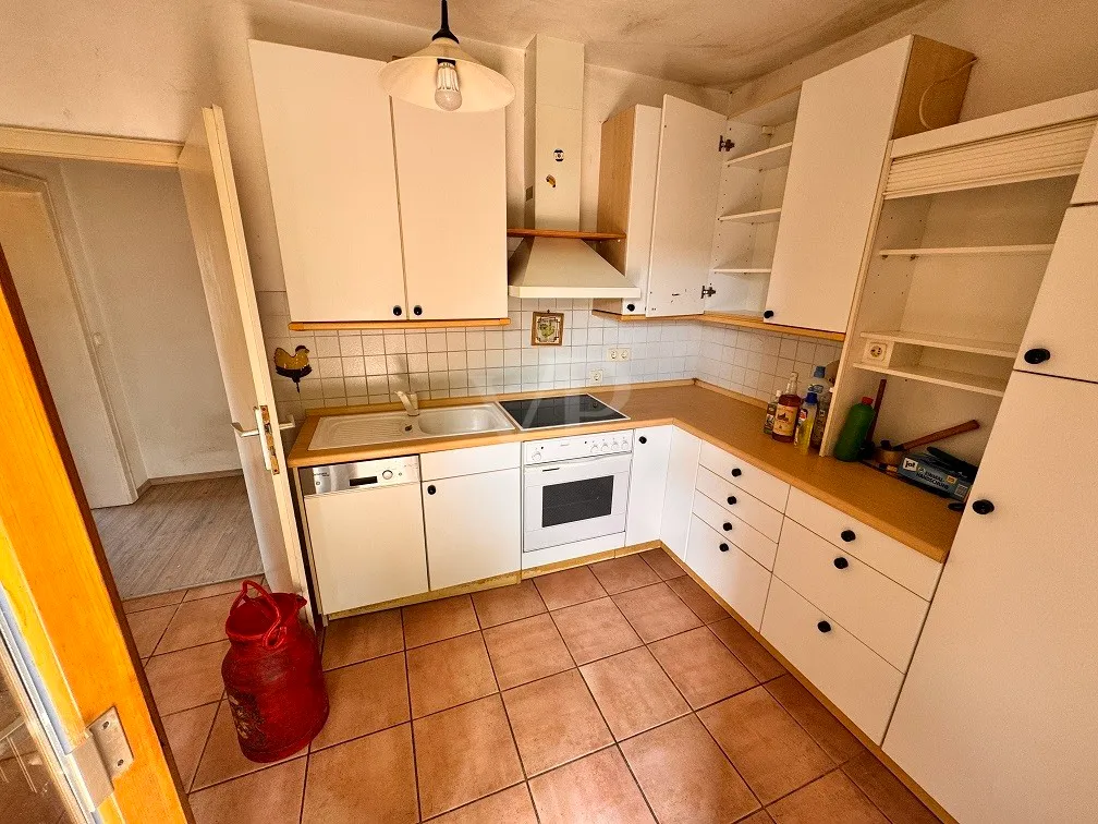 Erdgeschosswohnung zum sanieren, ideal für Handwerker