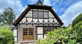 von_poll_real_estate_property_25028456_image_0