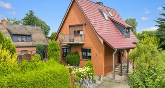 von_poll_real_estate_property_25028458_image_0