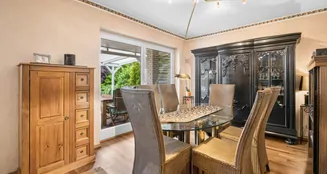 von_poll_real_estate_property_25028463_image_11