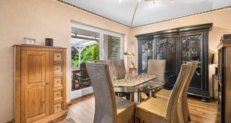 von_poll_real_estate_property_25028463_image_12