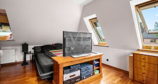 von_poll_real_estate_property_25028463_image_27