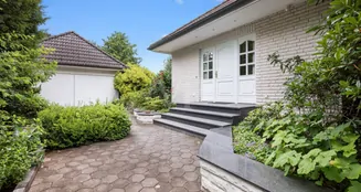 von_poll_real_estate_property_25028463_image_0