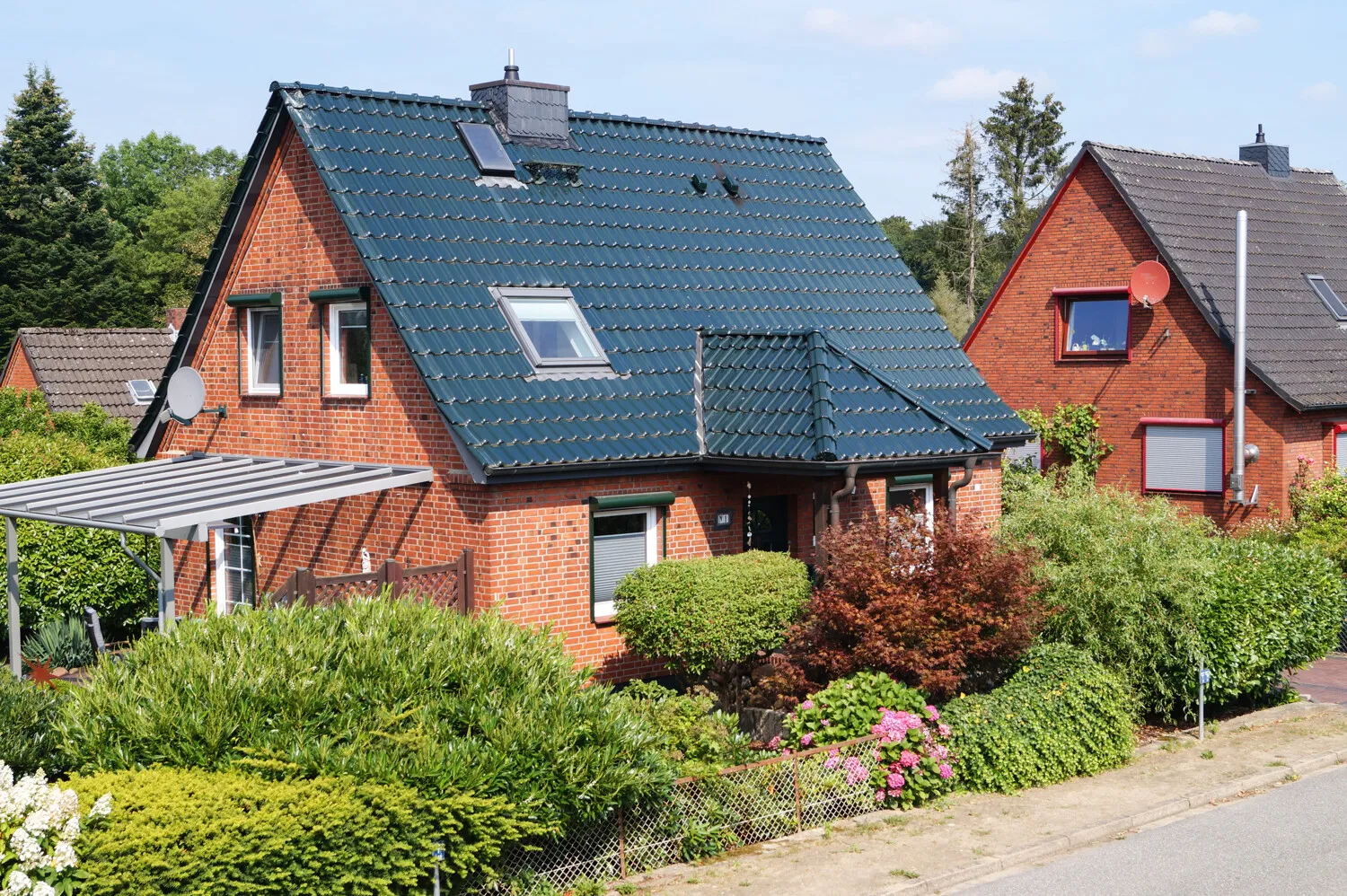 Seitliche Ansicht Sommer