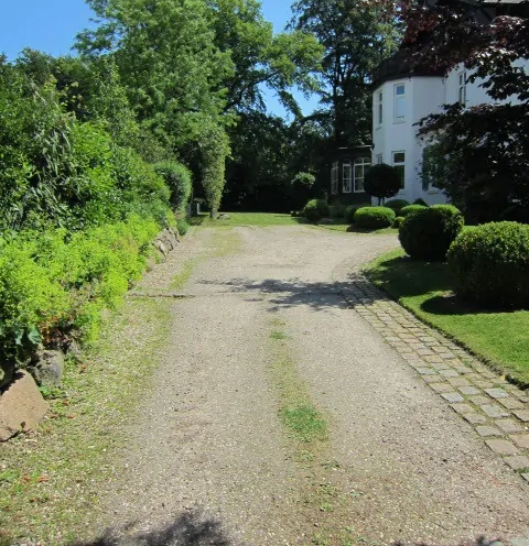 Kuscheliges Nest in Villenlage!