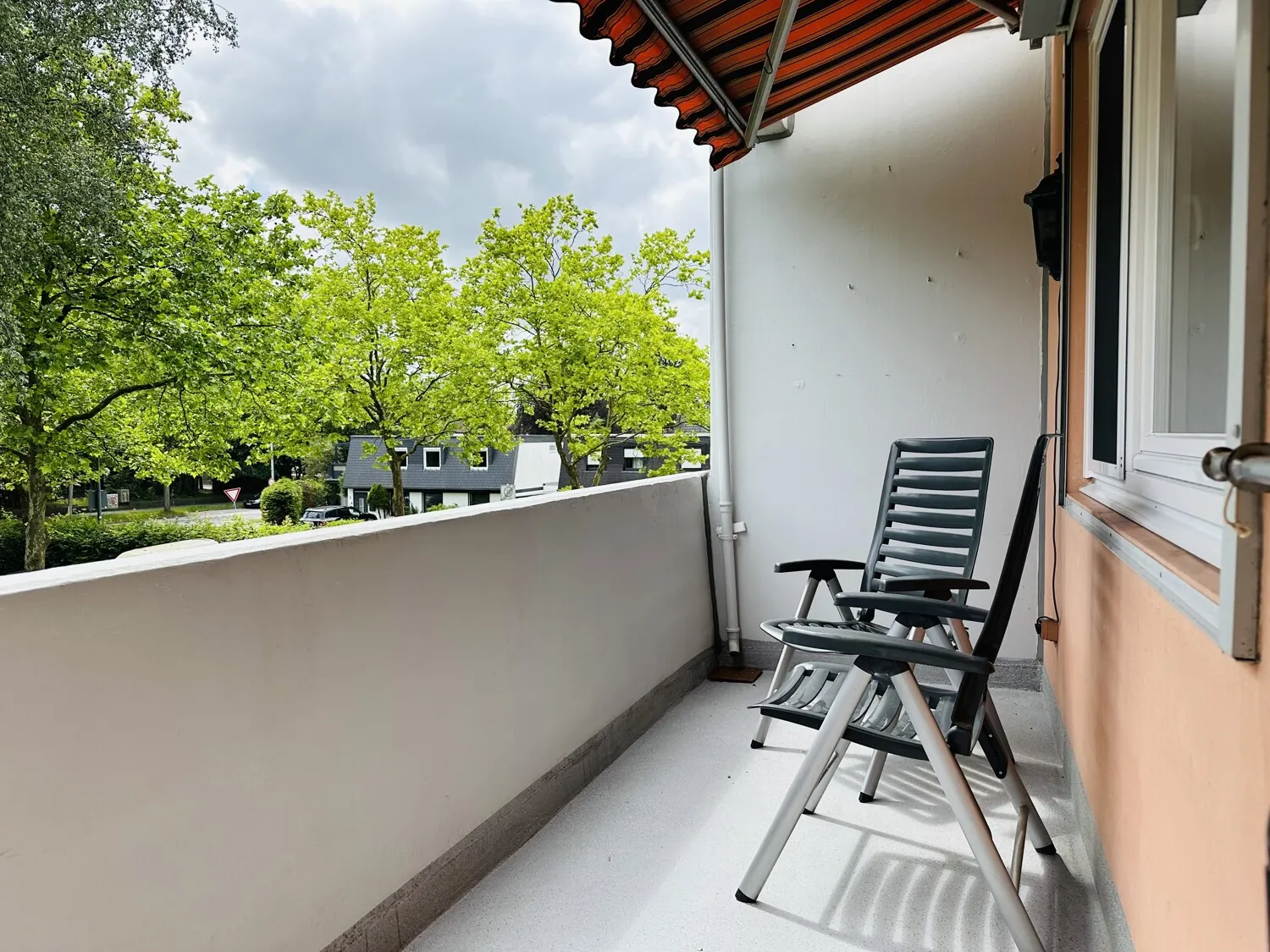 Balkon/Loggia mit Markise