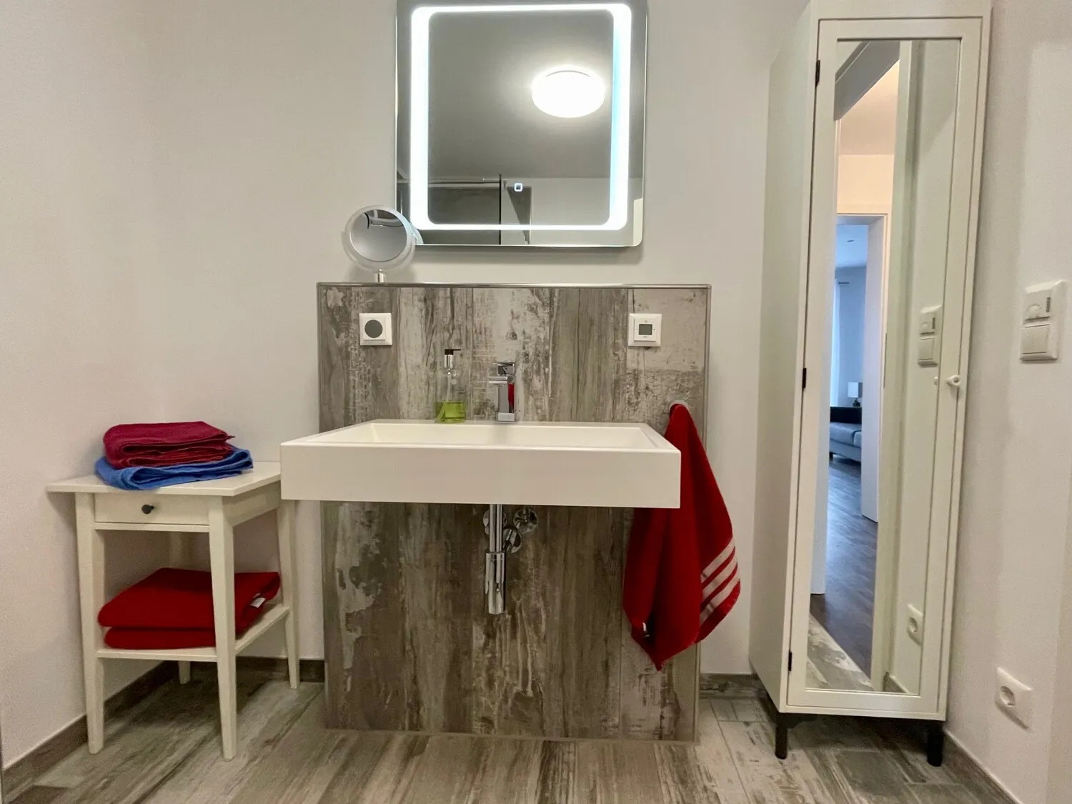 Familienfreundlich - sparsam - neuwertig!