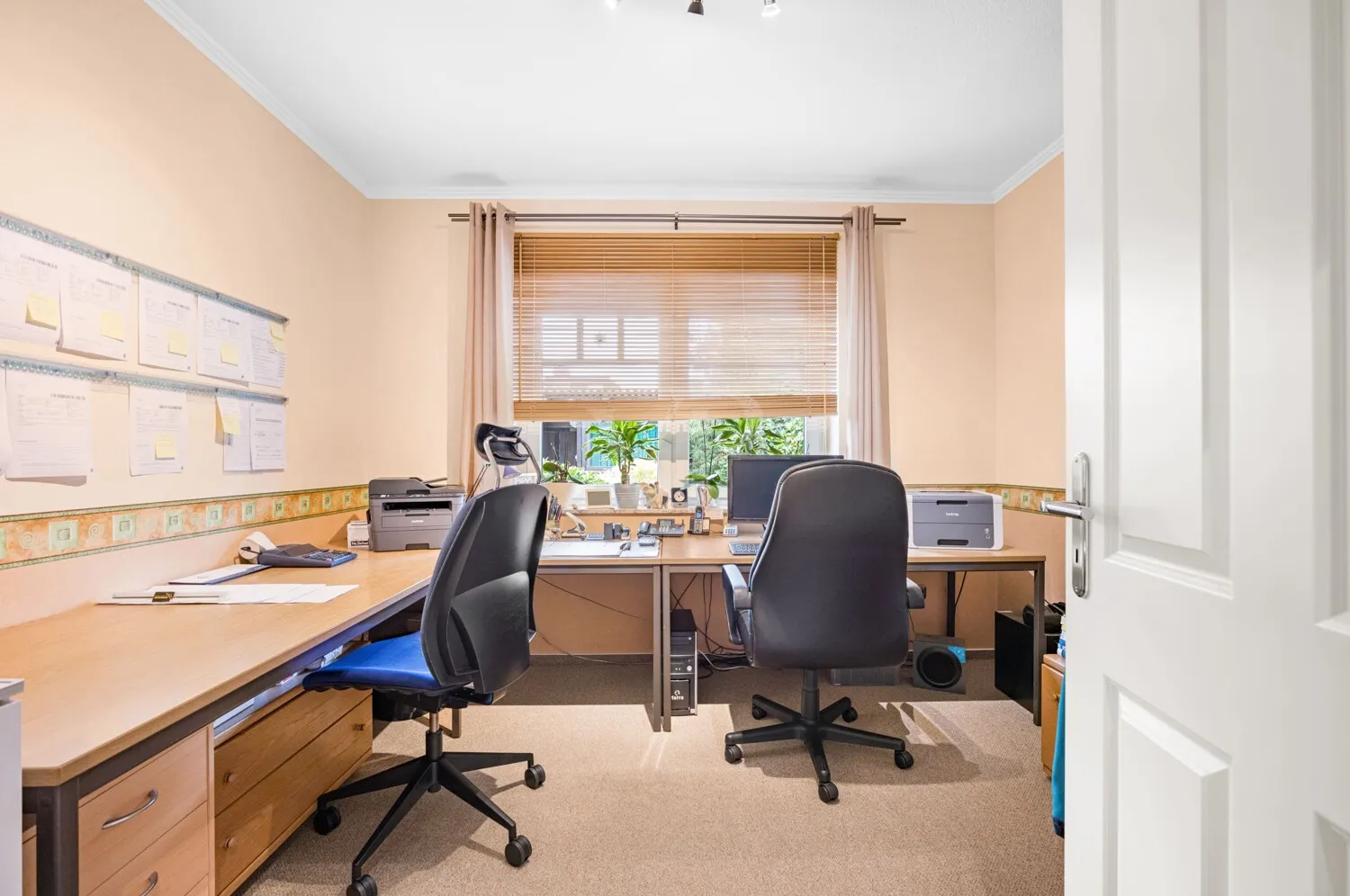 Büro