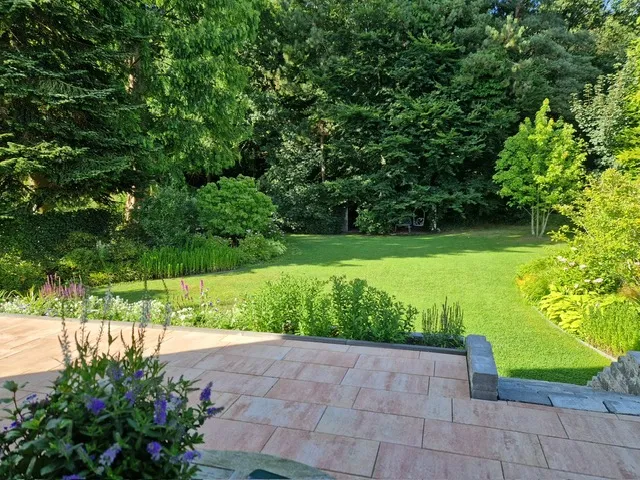 Garten zum Wald