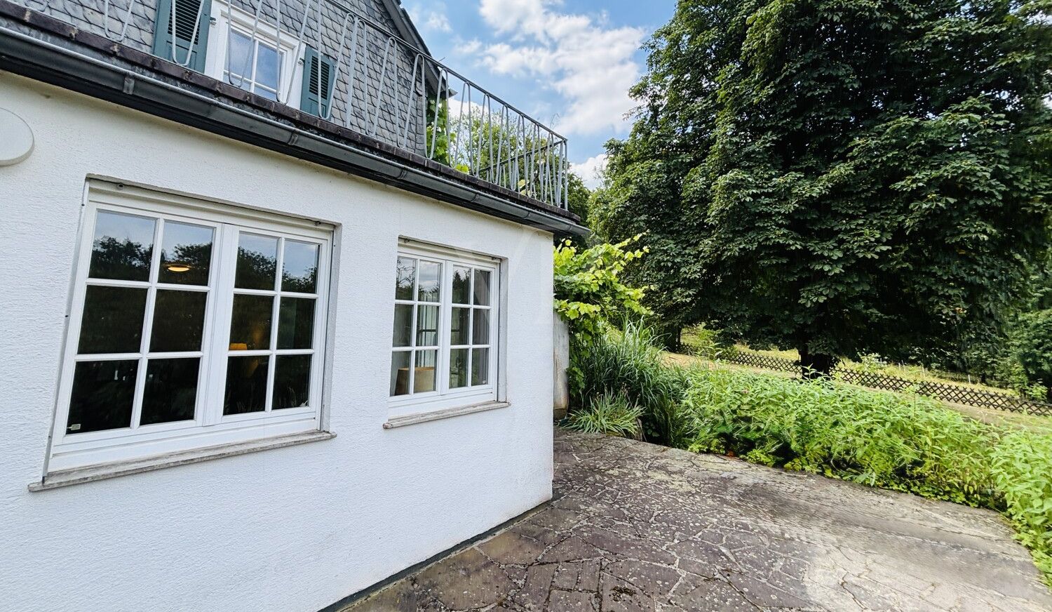 Terrasse und Balkon