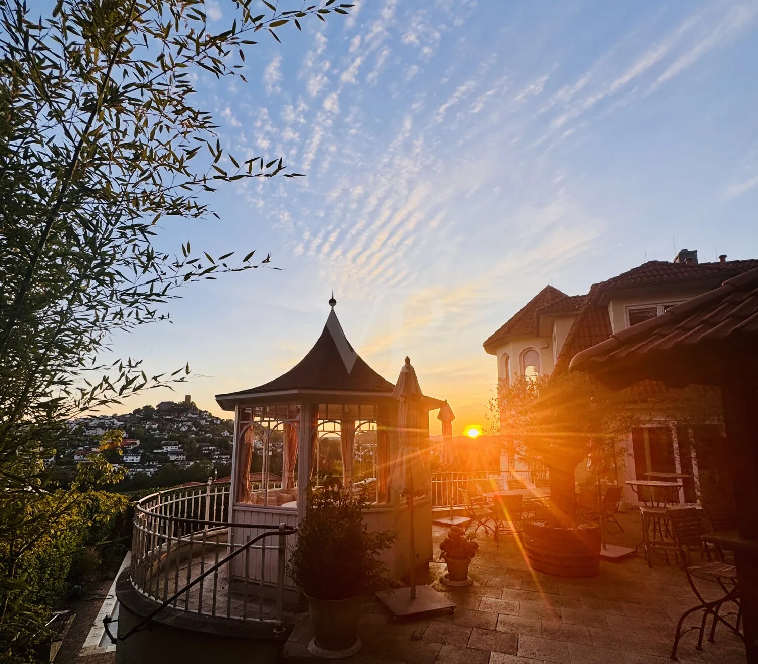 spektakuläre Sonnenuntergänge