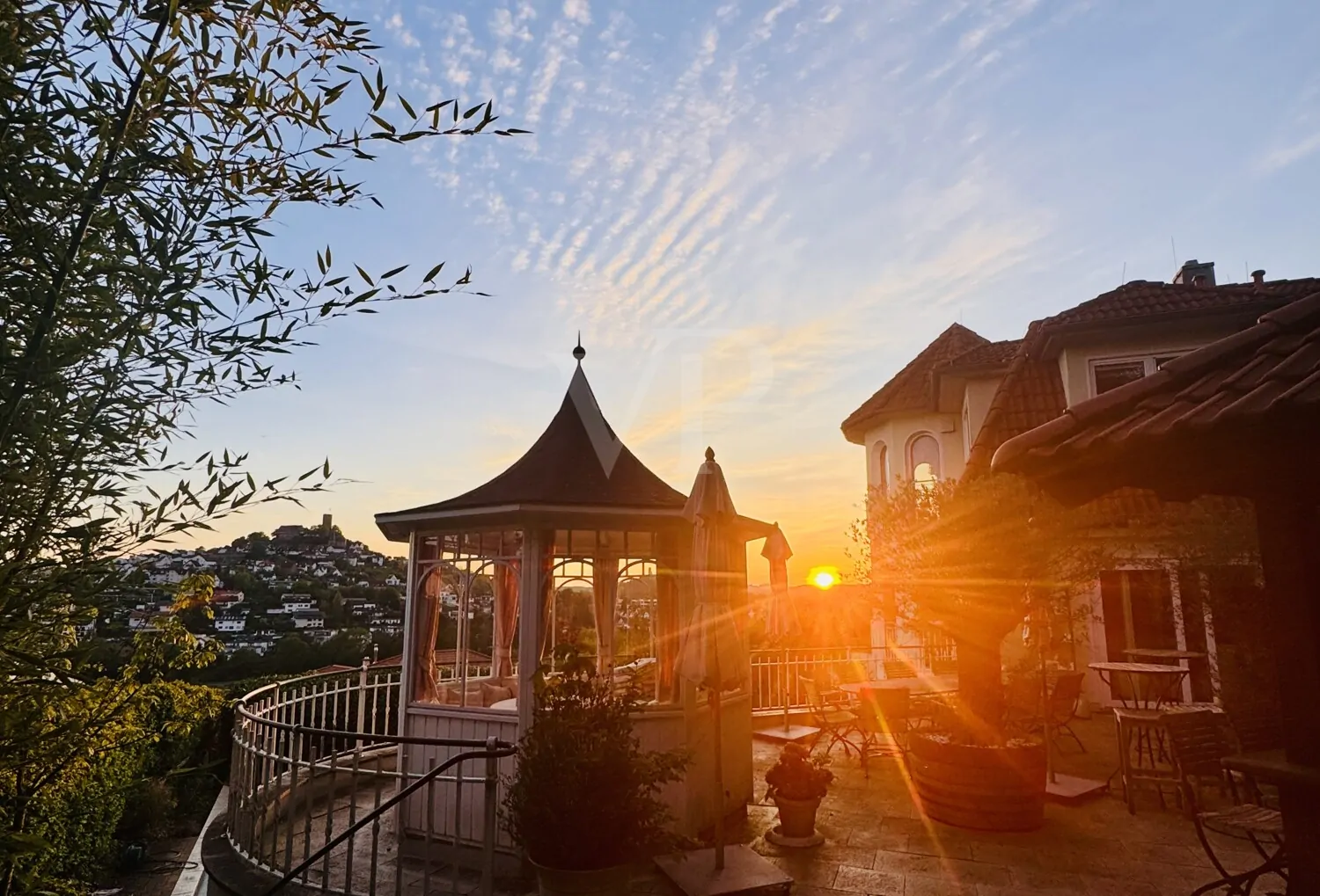 spektakuläre Sonnenuntergänge