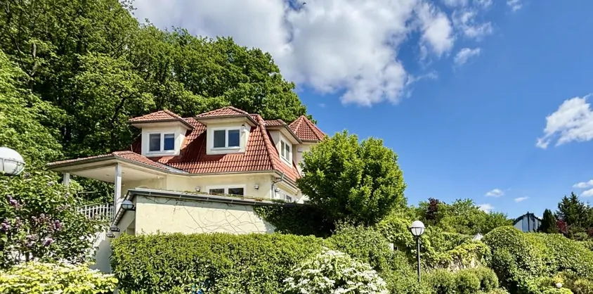 von Poll Immobilien GmbH