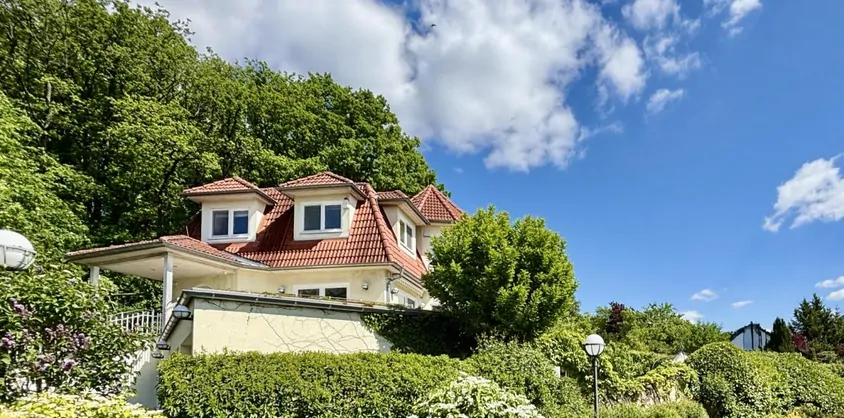 von Poll Immobilien GmbH