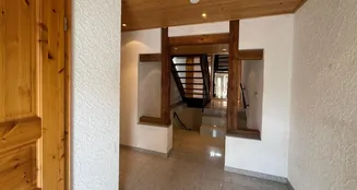 von_poll_real_estate_property_25148026_image_2