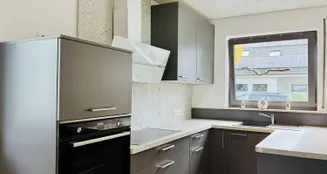 von_poll_real_estate_property_25148040_image_2