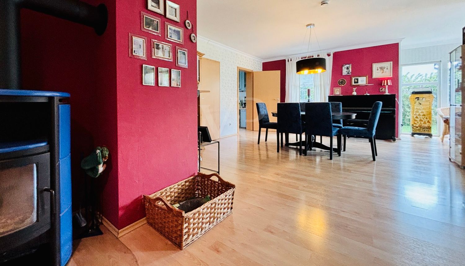 Blick ins Esszimmer