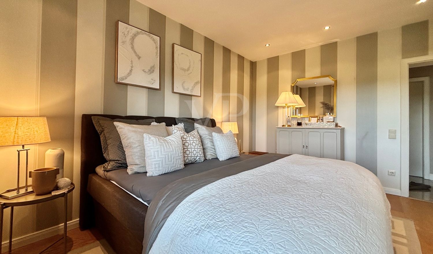 Schlafzimmer EG