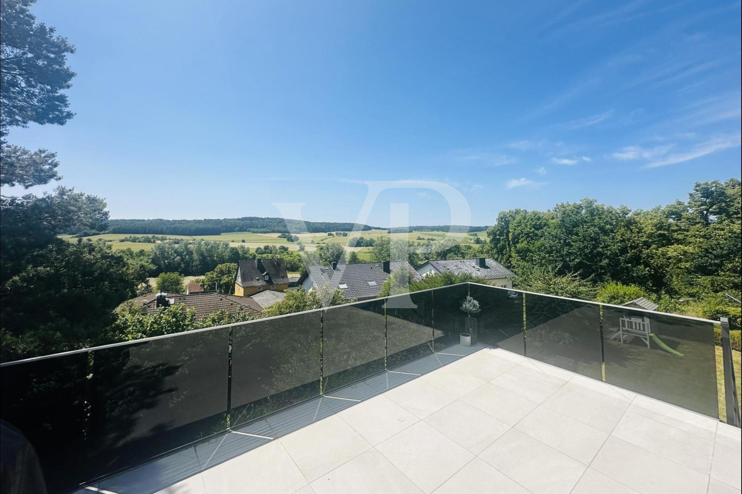 Blick von der Terrasse)