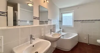 von_poll_real_estate_property_25148032_image_8