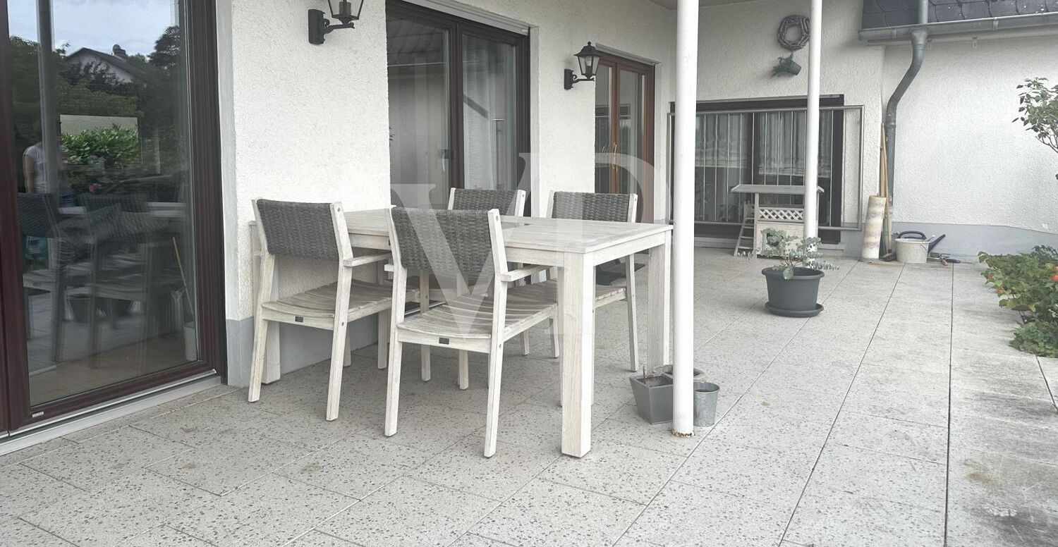 überdachte Terrasse