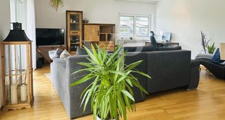 von_poll_real_estate_property_25148035_image_1