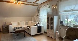 von_poll_real_estate_property_25148039_image_0