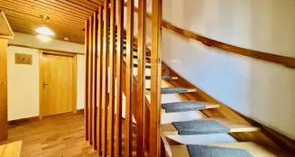 von_poll_real_estate_property_25148041_image_2