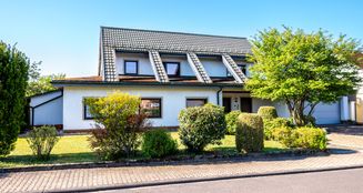von_poll_real_estate_property_25189026_image_1