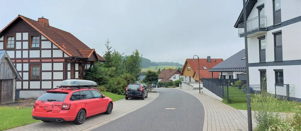 Modernes Einfamilienhaus - 20 Minuten von Limburg, Baujahr 2025