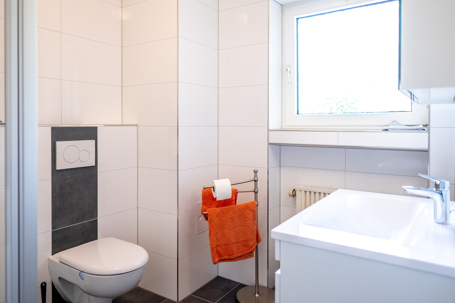 Wunderschönes Einfamilienhaus mit Einliegerwohnung und traumhaftem großen Garten - Hünfelden Dauborn