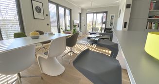 von_poll_real_estate_property_25189033_image_0