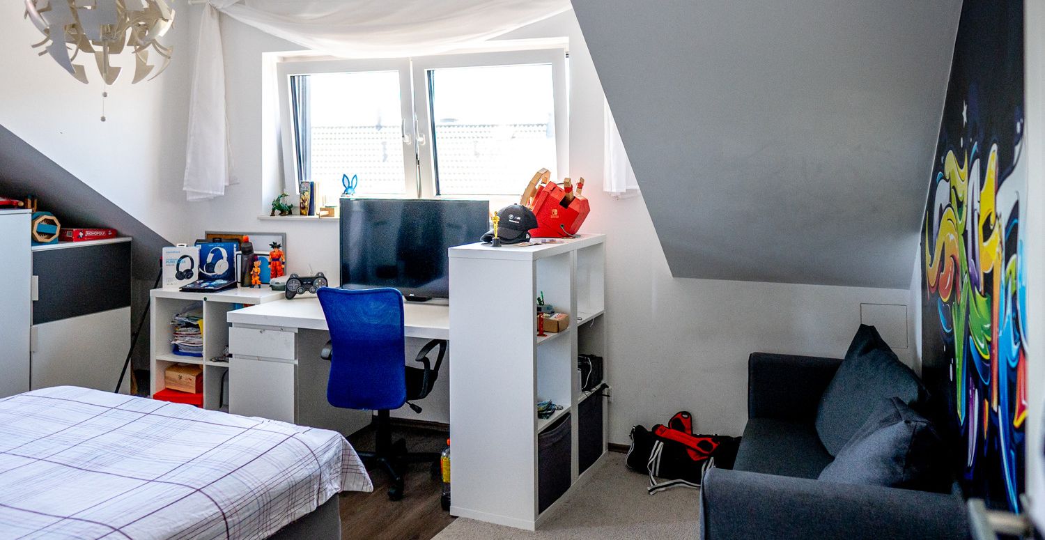 Limburg. Großzügiges modernes EFH mit Einliegerwohnung.