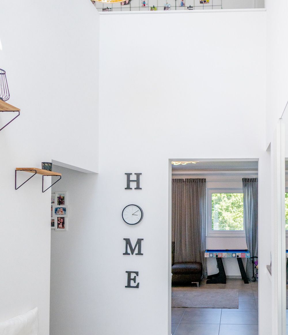 Limburg. Großzügiges modernes EFH mit Einliegerwohnung.