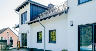 von_poll_real_estate_property_25189040_image_0