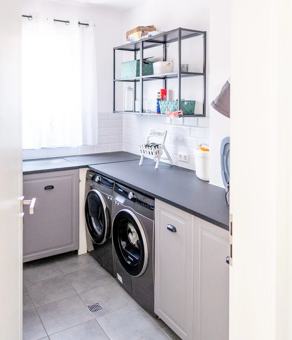 Limburg. Top-ausgestattetes modernes EFH mit Einliegerwohnung.