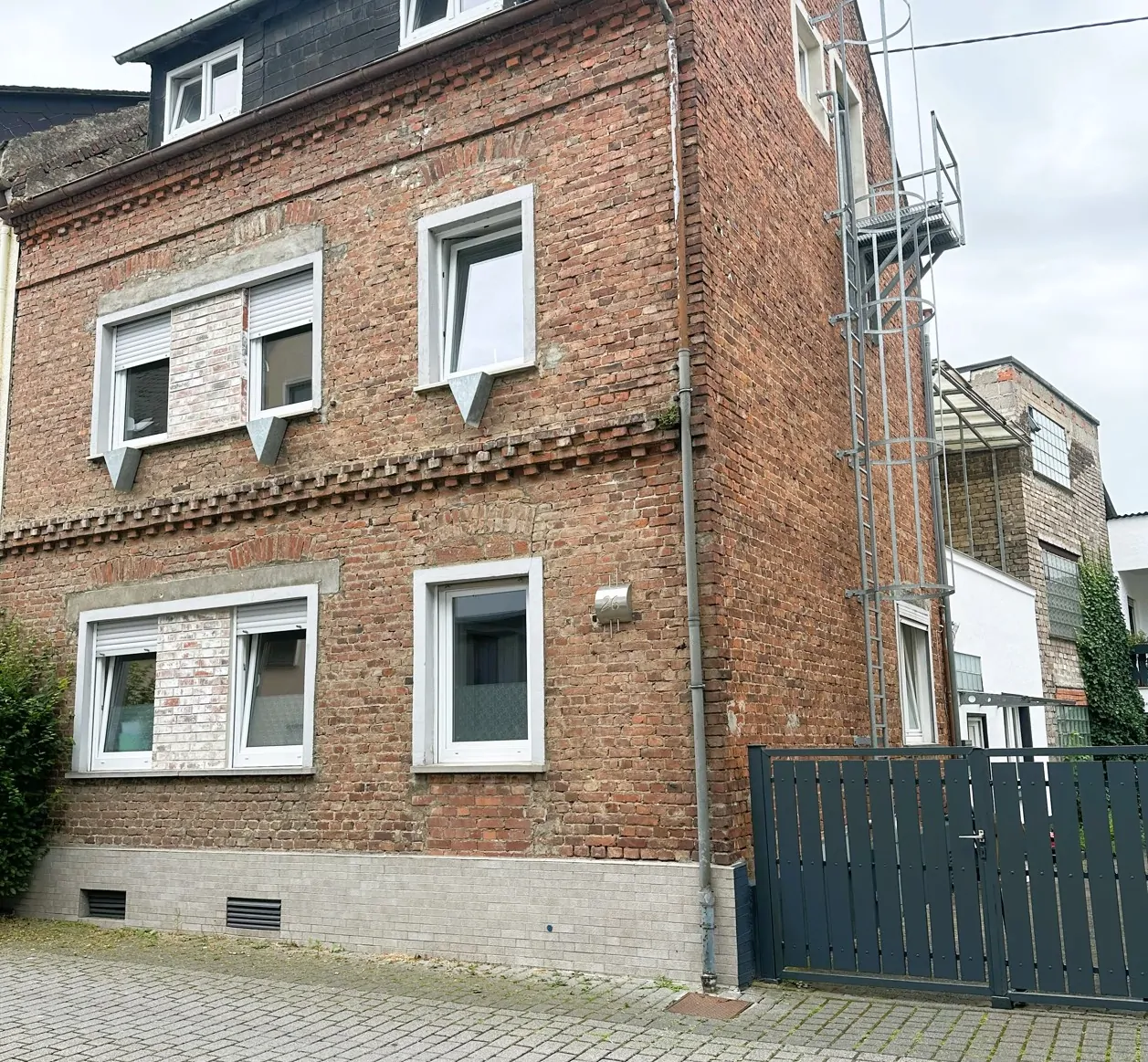 Gemütliches Einfamilienhaus mit 6 Zimmern - Ortslage Villmar