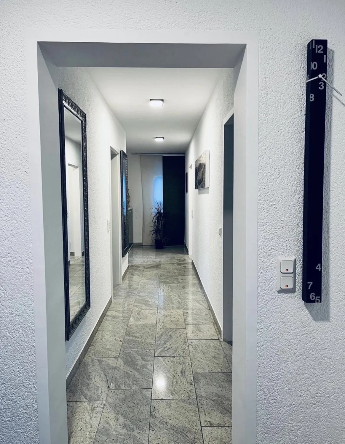 Waldbrunn. Repräsentatives Wohnen mit viel Platz für Familie und Arbeiten.