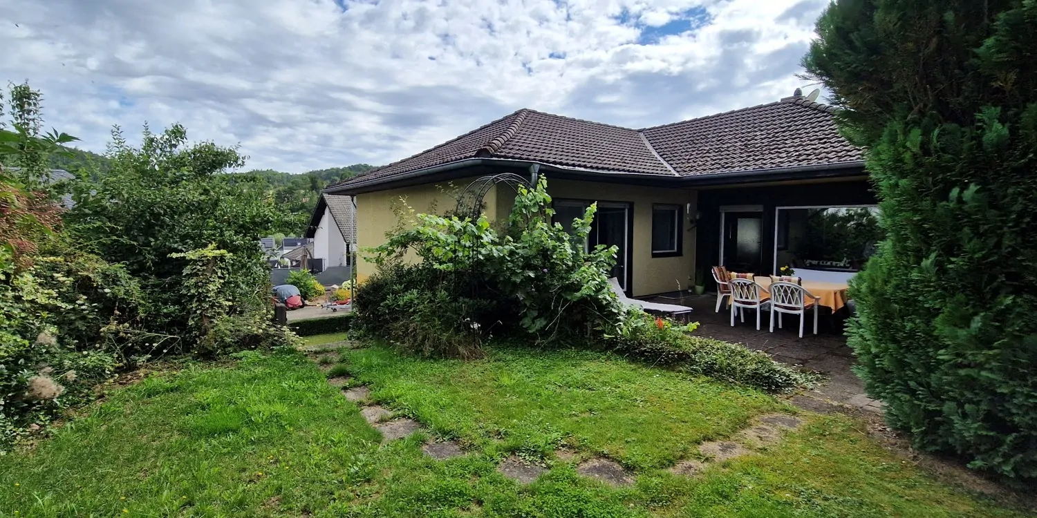 EFH Bungalowstil großes Grundstück ruhige Wohnlage