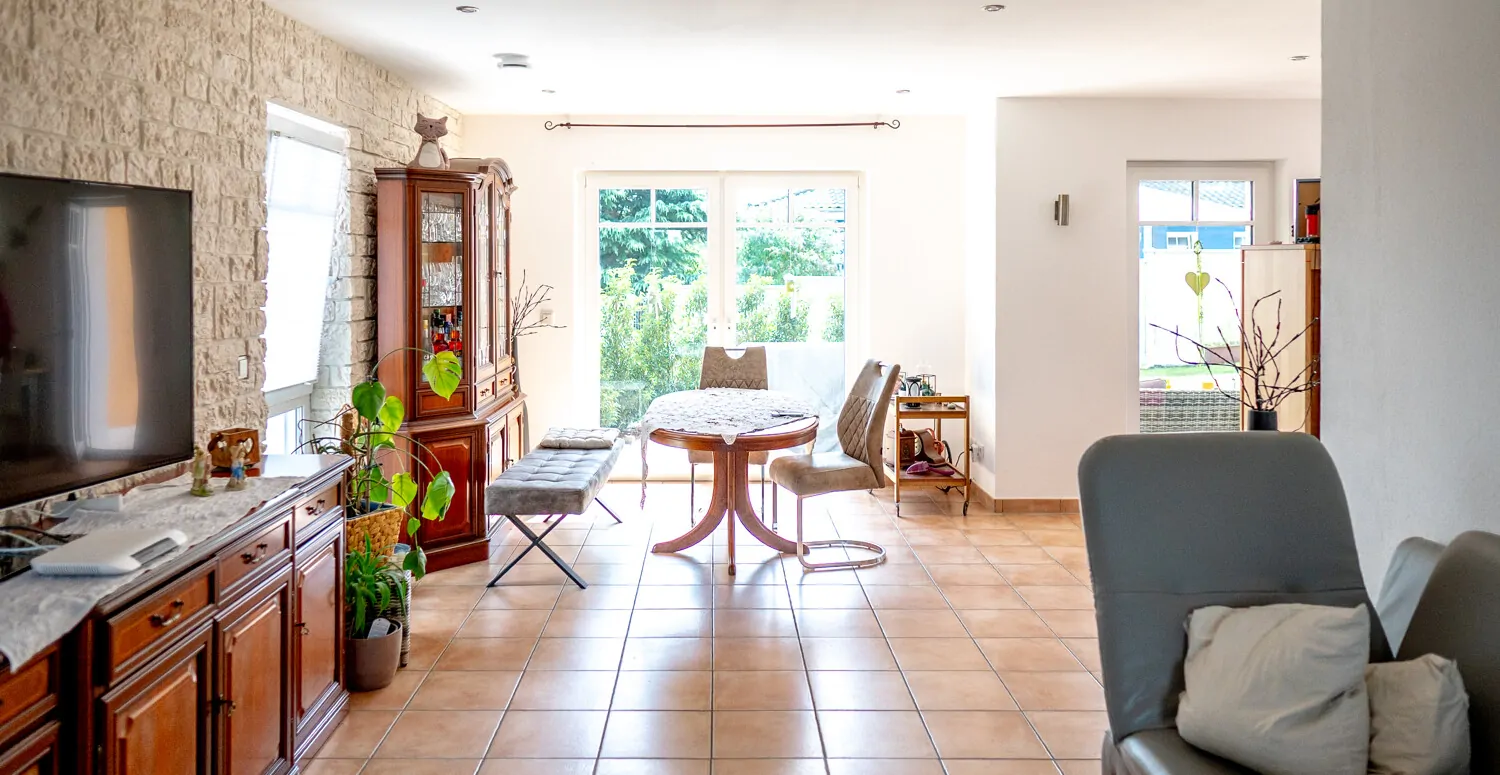 Wunderschöne Villa für Ihre Familie in zentraler ruhiger Wohnlage.